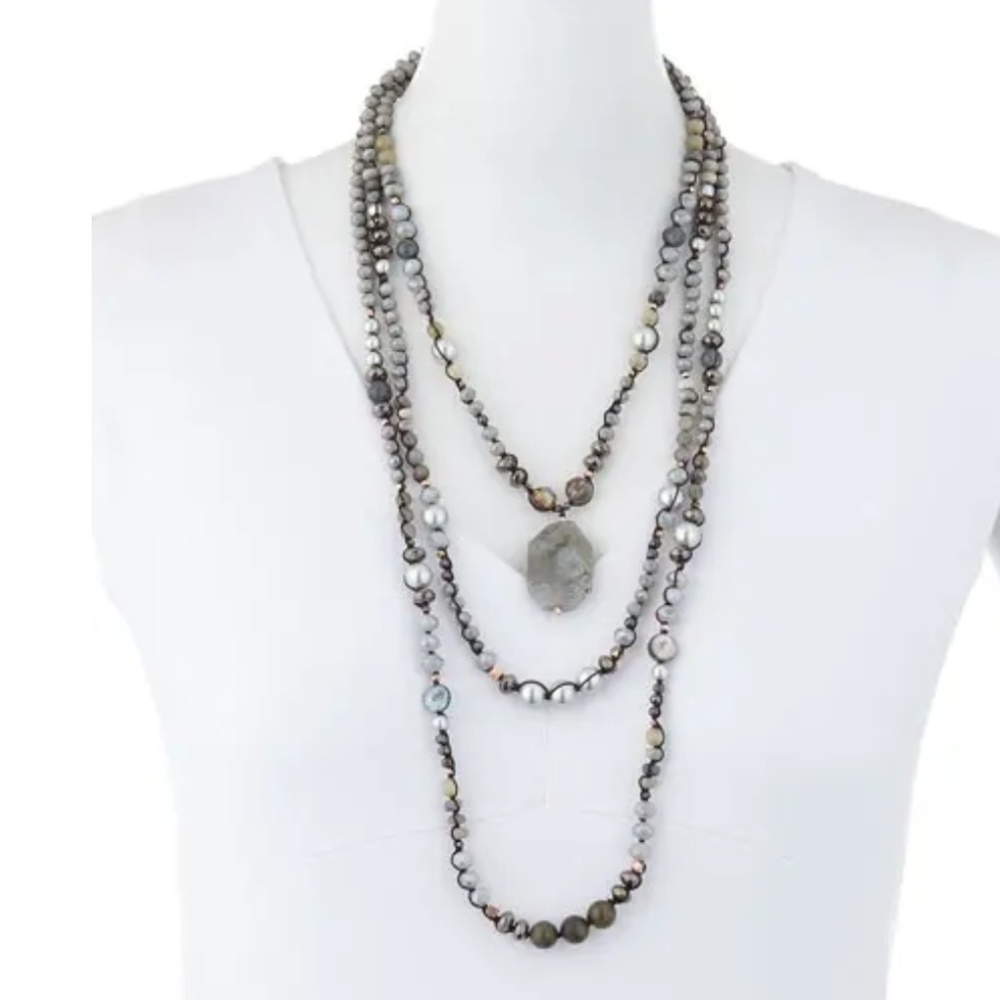 NWT Layered Czech Crystal Pendant Necklace